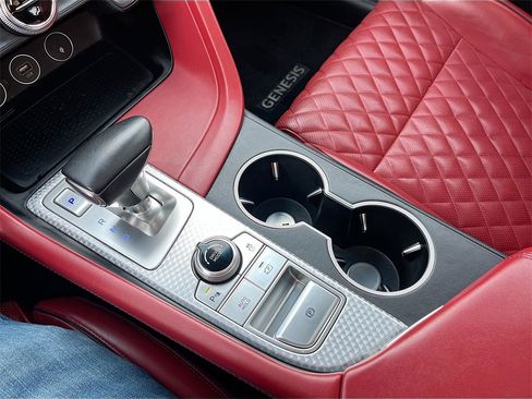 Used 2023 Genesis G70 3.3T w/ Sport Prestige Package image 17