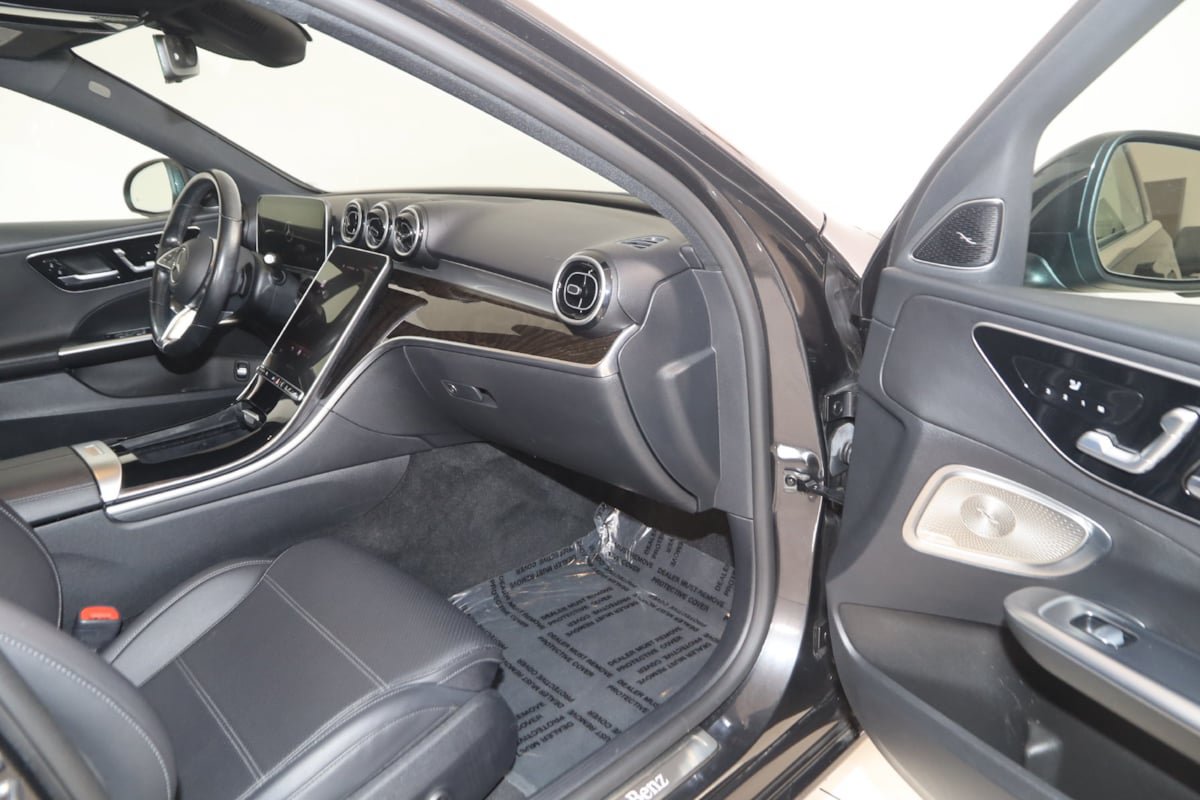 Used 2023 Mercedes-Benz C 300 4MATIC Sedan w/ Exclusive Trim Package image 41