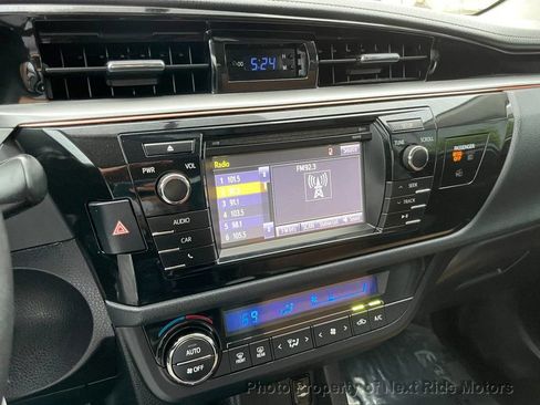 Used 2015 Toyota Corolla S FWD image 22