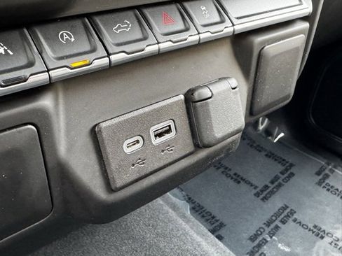 Certified 2023 GMC Sierra 1500 Pro w/ Graphite Edition image 15