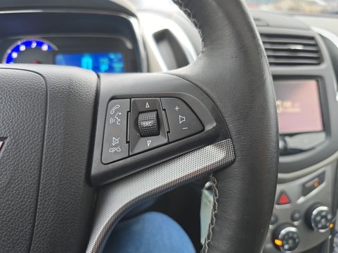 Used 2015 Chevrolet Trax LTZ image 23