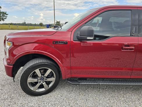 Used 2017 Ford F150 XLT w/ Equipment Group 302A Luxury AWD/4WD image 6