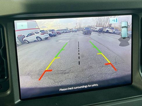 Used 2024 Ford Bronco Big Bend image 14