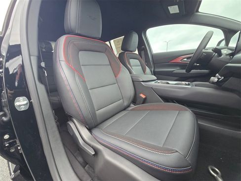 New 2026 Chevrolet Equinox EV RS image 12