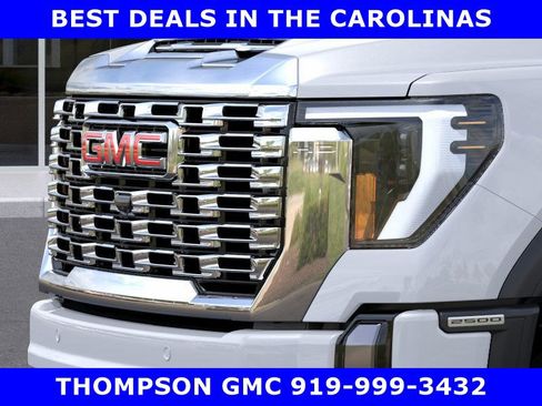 New 2026 GMC Sierra 2500 Denali w/ Technology Package AWD/4WD image 16