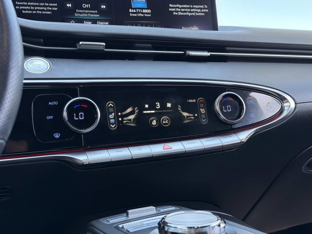 Certified 2024 Genesis GV70 3.5T Sport AWD/4WD image 11