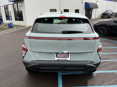New 2026 Hyundai Kona SE AWD/4WD image 4