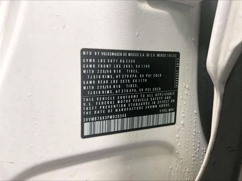 Used 2023 Volkswagen Tiguan SE image 36