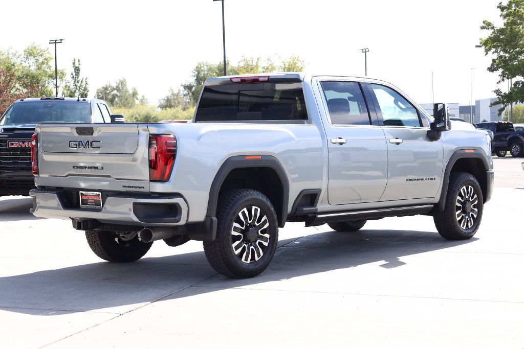 New 2026 GMC Sierra 2500 Denali Ultimate w/ LPO, Black Badging Package AWD/4WD image 6