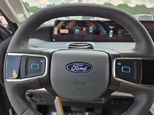 New 2026 Ford Expedition Active AWD/4WD image 23