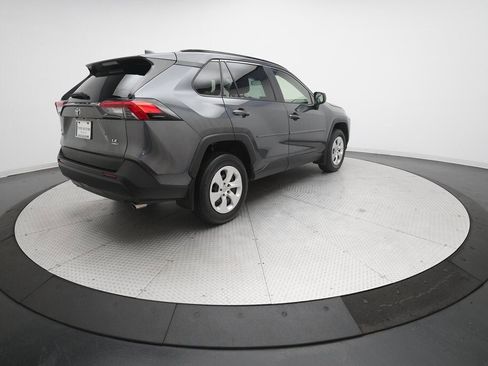 Used 2020 Toyota RAV4 LE image 33