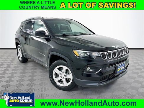 Used 2023 Jeep Compass Latitude w/ Convenience Group image 1