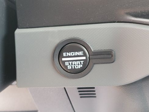 Used 2023 Ford Bronco Black Diamond AWD/4WD image 25