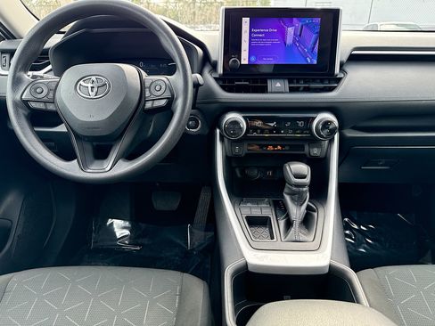 Used 2024 Toyota RAV4 XLE image 18