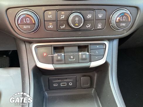Used 2023 GMC Terrain SLT w/ Infotainment Package II AWD/4WD image 21