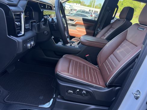 Used 2026 GMC Sierra 1500 Denali Ultimate AWD/4WD image 15