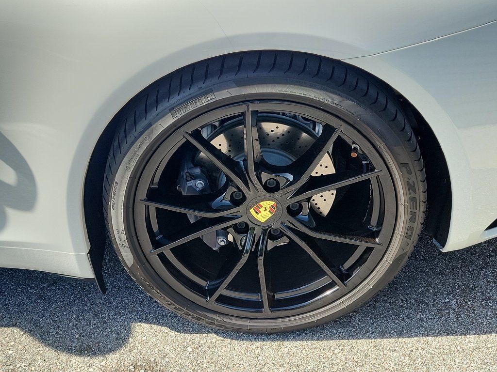 Certified 2019 Porsche 911 Carrera T RWD image 11