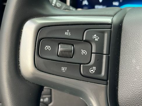 Used 2023 Chevrolet Silverado 1500 LT w/ Convenience Package II RWD image 11