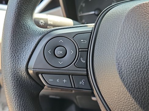 Used 2024 Toyota Corolla LE FWD image 20