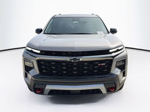 New 2026 Chevrolet Traverse Z71 w/ LPO, Floor Liner Package AWD/4WD image 4