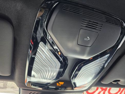 Used 2025 BMW M3 Competition w/ M Carbon Exterior Package image 33