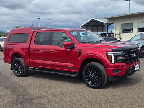 Used 2025 Ford F150 Lariat w/ Equipment Group 502A High AWD/4WD image 3