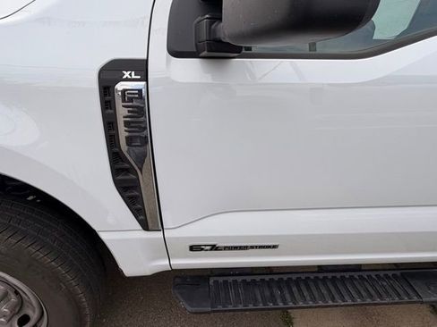 Used 2024 Ford F350 XL w/ XL Chrome Package image 8
