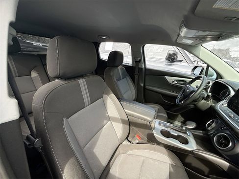 Used 2024 Chevrolet Blazer LT image 28