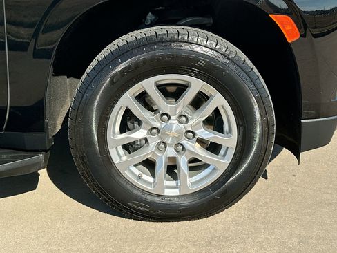 Used 2022 Chevrolet Tahoe LT AWD/4WD image 10