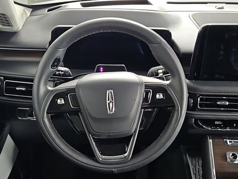 Used 2025 Lincoln Aviator Reserve w/ Equipment Group 201A image 21