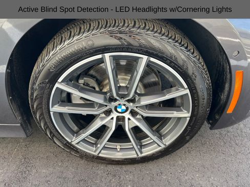 Used 2020 BMW 330i xDrive Sedan w/ Premium Package image 16