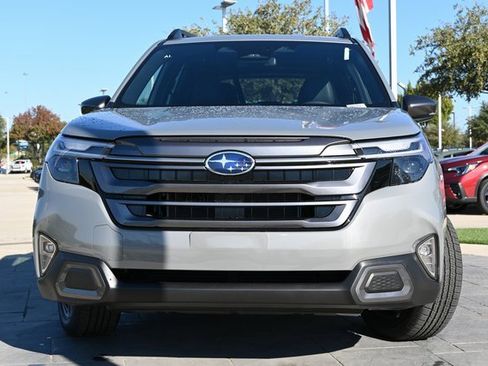 New 2025 Subaru Forester Limited image 8