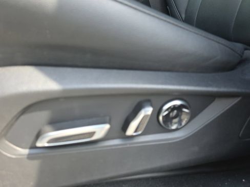 Used 2022 Acura MDX SH-AWD image 11