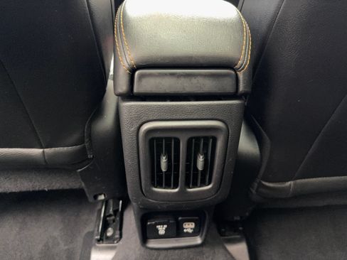 Used 2019 Jeep Compass Limited AWD/4WD image 38