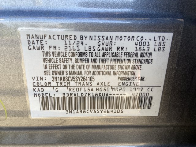 Used 2025 Nissan Sentra SV FWD image 29