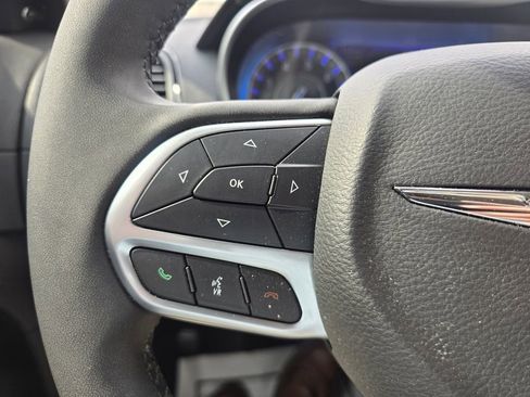 Used 2023 Chrysler 300 Touring L w/ Safetytec Plus Group RWD image 13