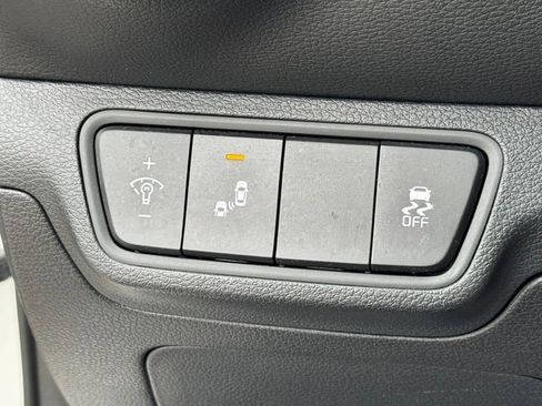 Used 2024 Kia Forte LXS w/ LXS Technology Package image 26