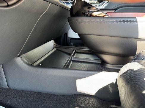 Used 2024 Lincoln Navigator L Reserve image 20