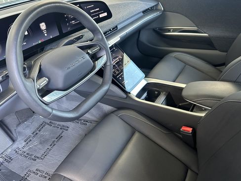 Used 2024 Lucid Air Touring AWD/4WD image 9