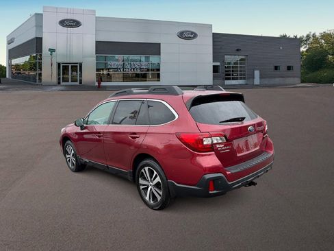 Used 2018 Subaru Outback 2.5i Limited AWD/4WD image 8