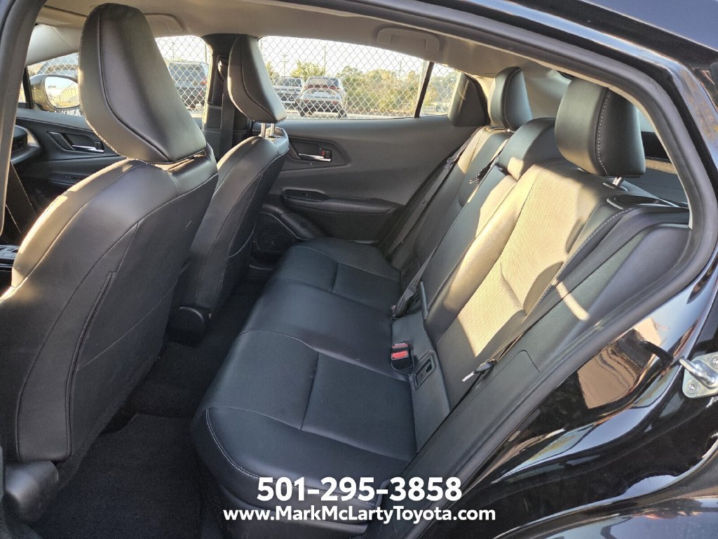 Used 2025 Toyota Prius XLE FWD image 9