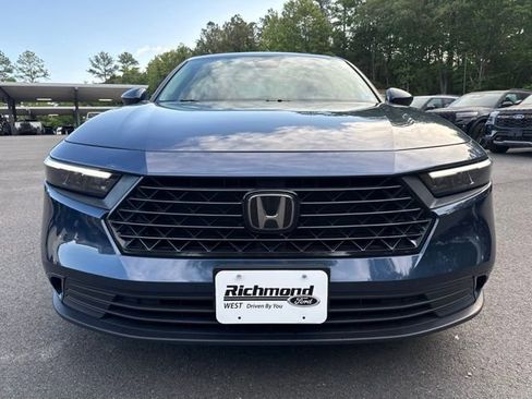 Used 2024 Honda Accord EX image 8