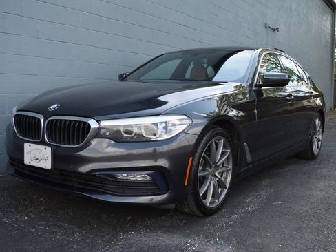 Used 2017 BMW 530i xDrive image 1