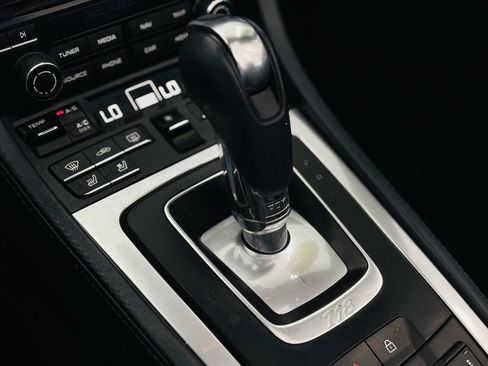 Used 2019 Porsche 718 Boxster RWD image 54