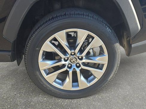 Used 2024 Toyota RAV4 XLE Premium image 32