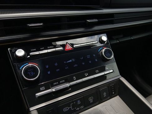 Used 2024 Hyundai Santa Fe Calligraphy FWD image 20