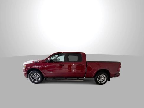 Used 2019 RAM 1500 Laramie w/ Sport Appearance Package AWD/4WD image 5
