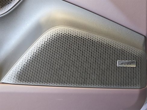 Used 2025 Porsche Macan Electric image 15