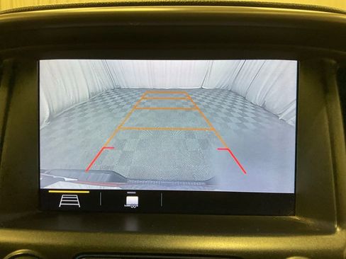 Used 2021 GMC Canyon AT4 w/ Driver Alert Package image 10