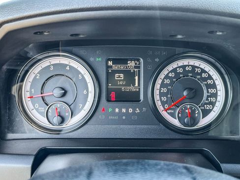 Used 2022 RAM 1500 Classic SLT image 10